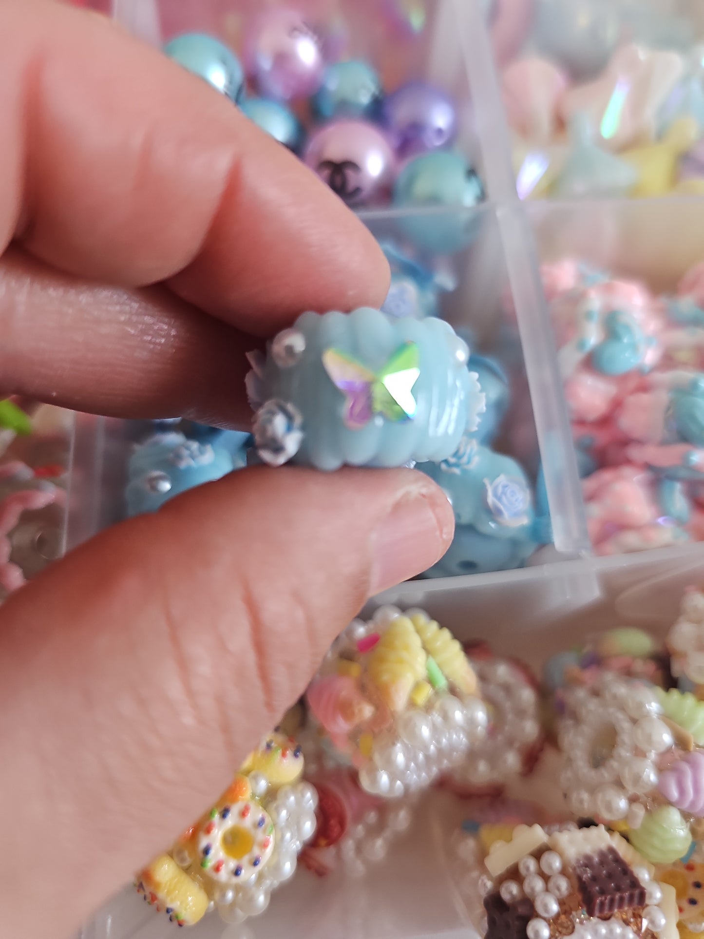 16mm Handpainted Acrylic Beads