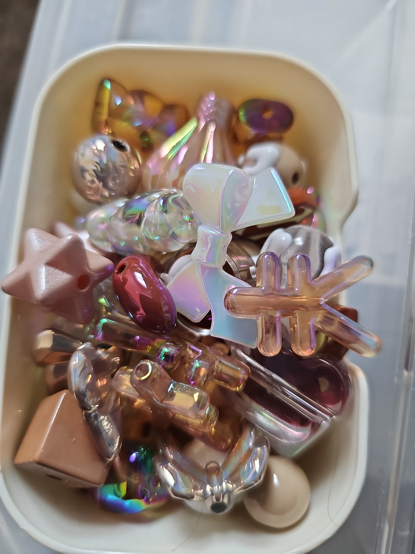 Acrylic Mix Beads