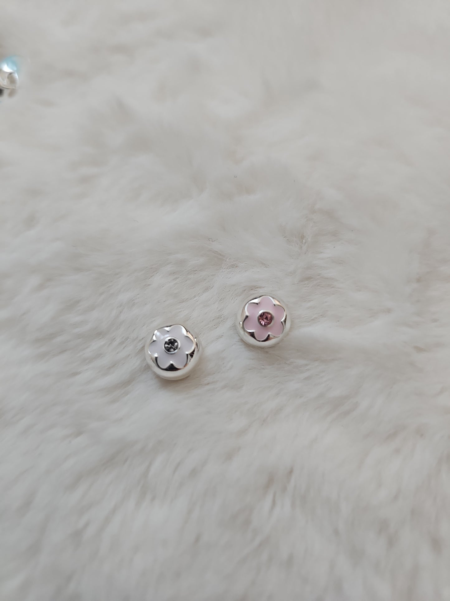 Flower Metal Beads