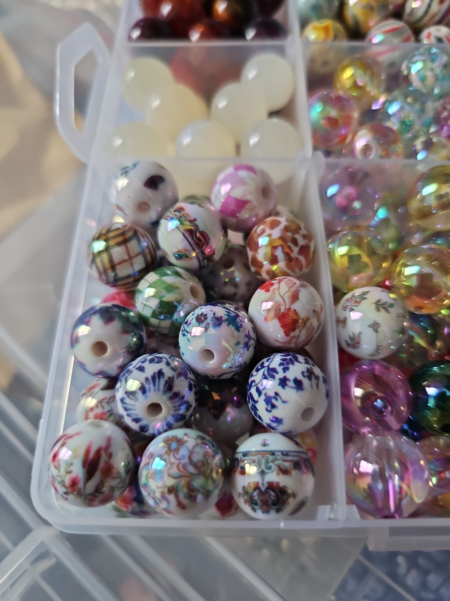 16mm Acrylic Beads