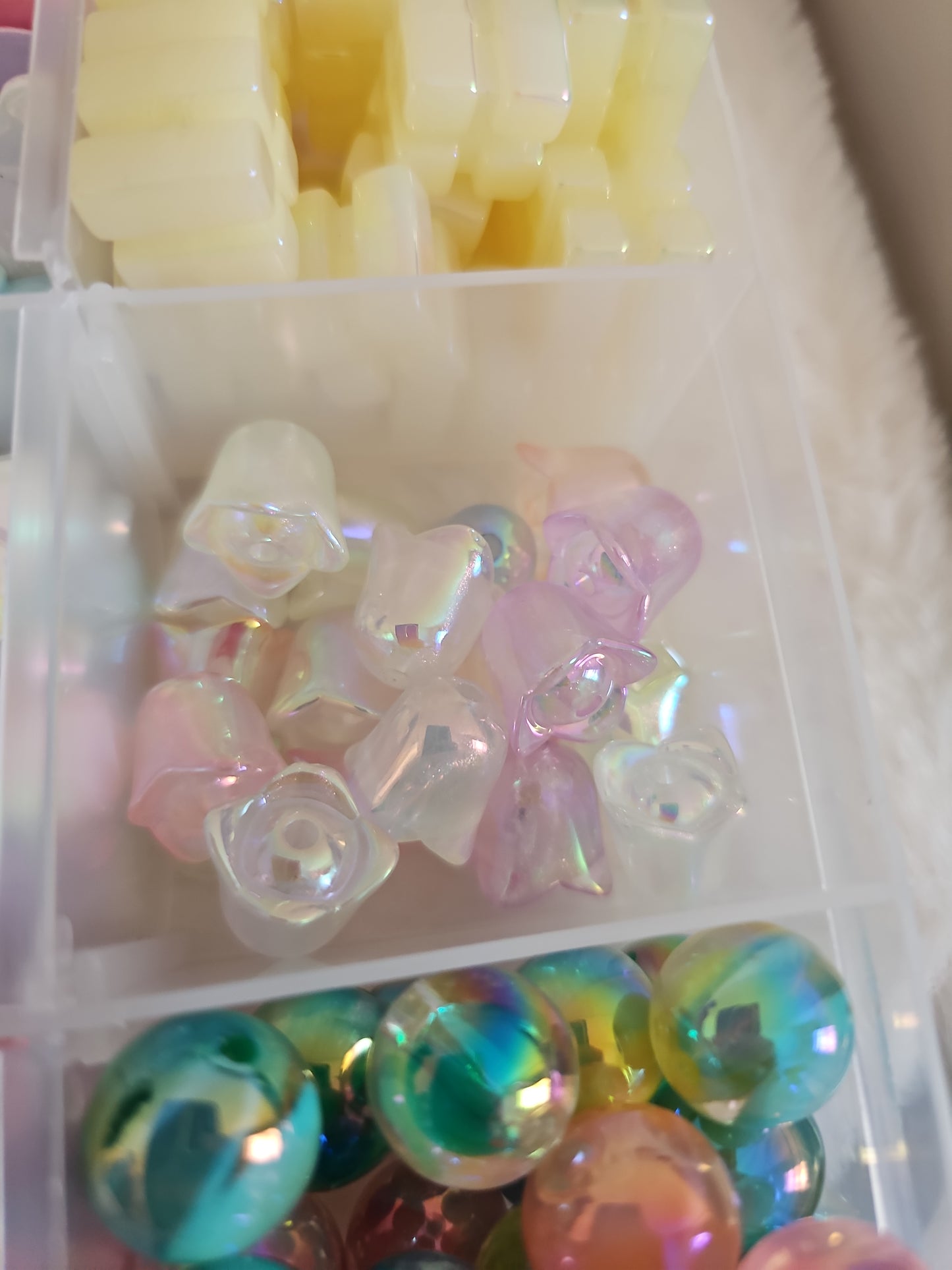 16mm Acrylic Beads